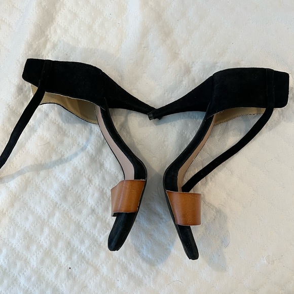 Farylrobin x Free People collab leather and suede heels, black and tan colors - Picture 3 of 5